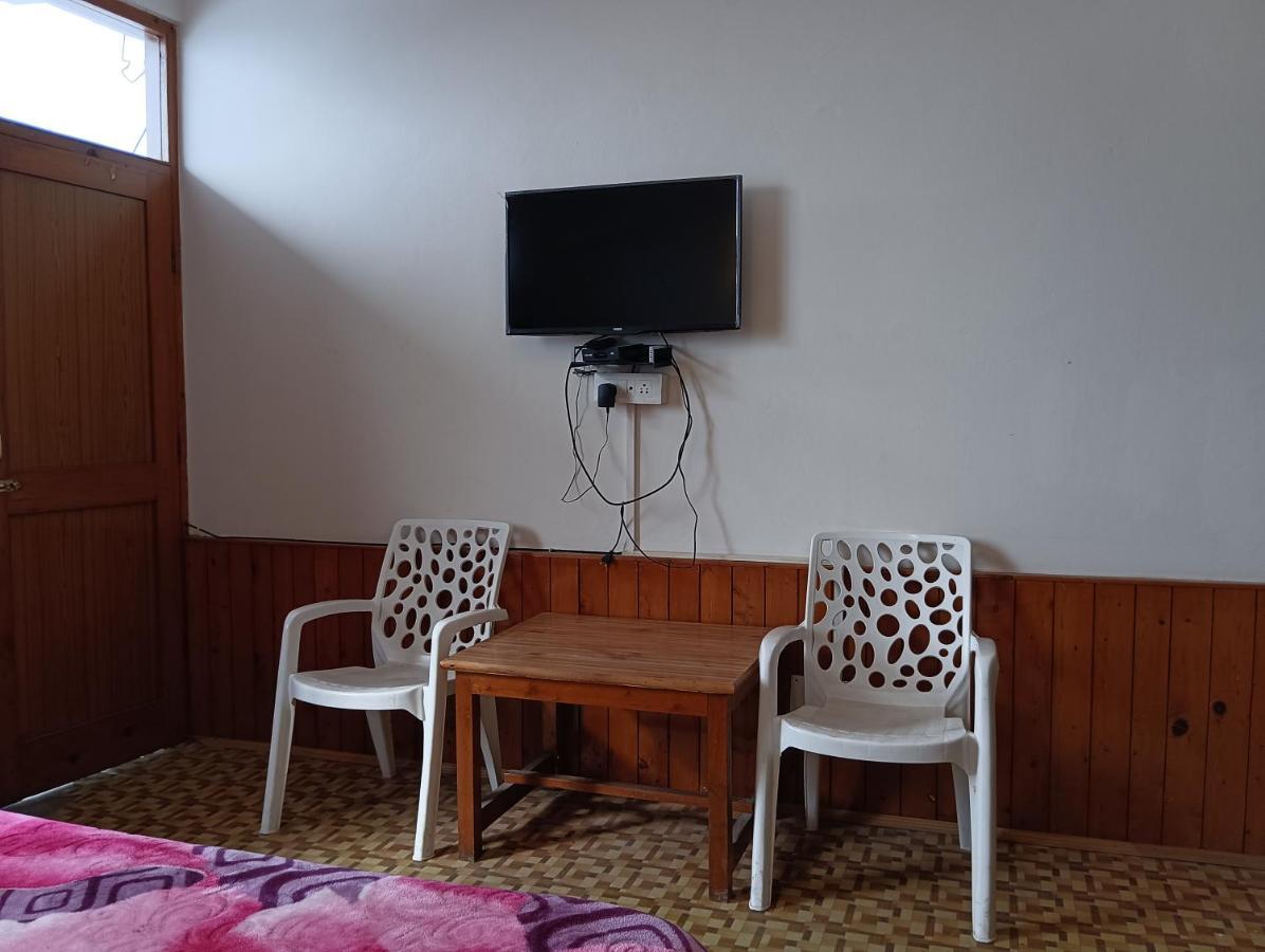 מנאלי Roop Mountain Homestay מראה חיצוני תמונה