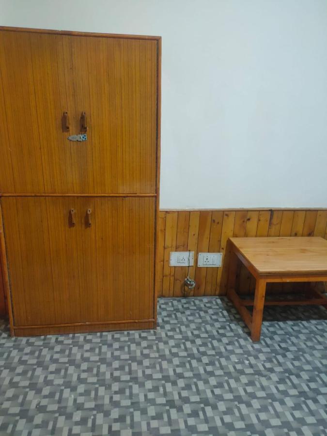 מנאלי Roop Mountain Homestay חדר תמונה