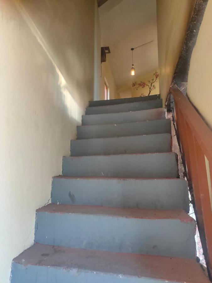 מנאלי Roop Mountain Homestay מראה חיצוני תמונה