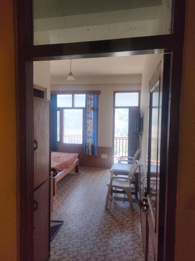 מנאלי Roop Mountain Homestay מראה חיצוני תמונה